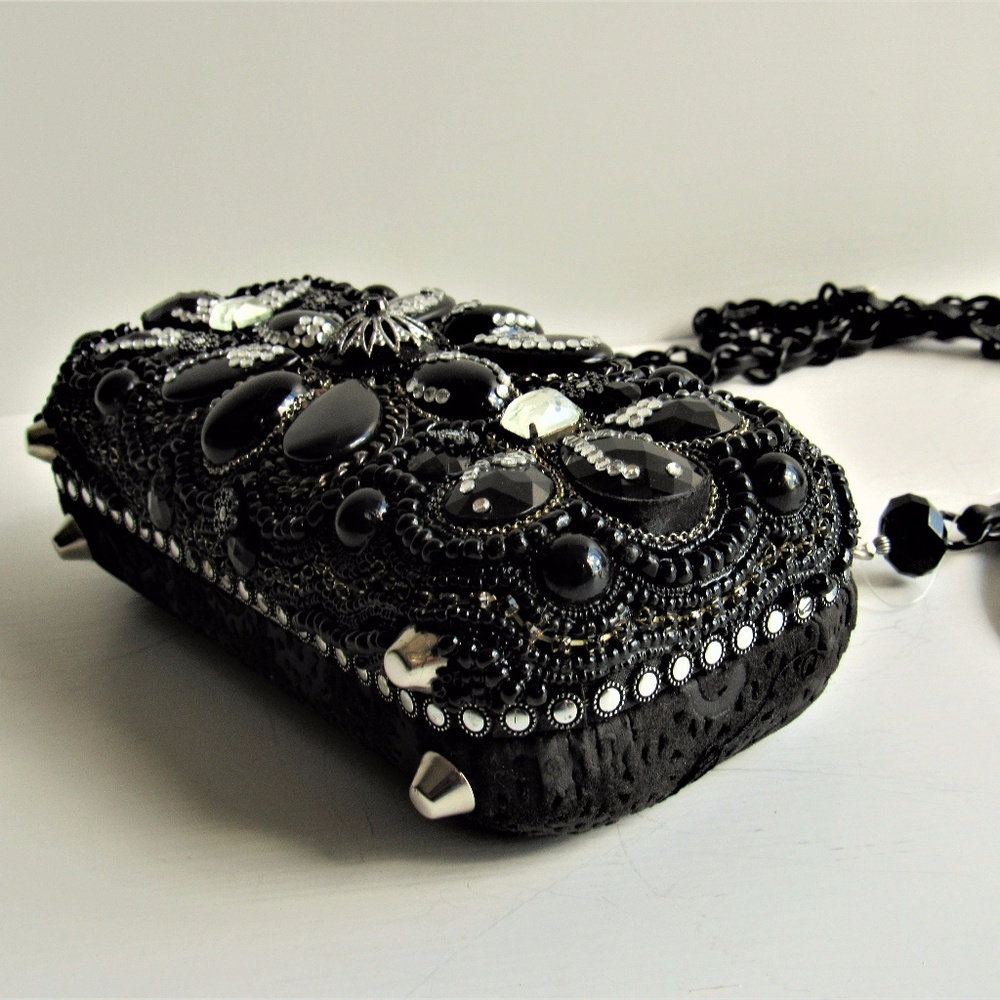 Mary Frances New Sublime Black Beaded E-W Baguette - Picture 5 of 8